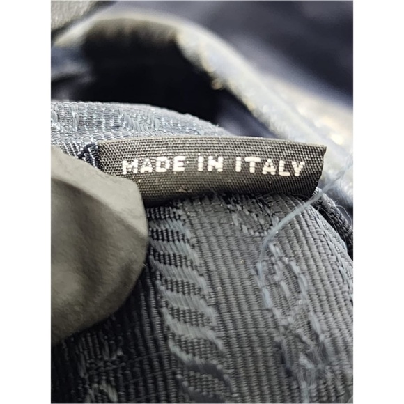 Authentic PRADA Tessuto Nylon Saffiano Tote Navy Blue - Picture 7 of 15